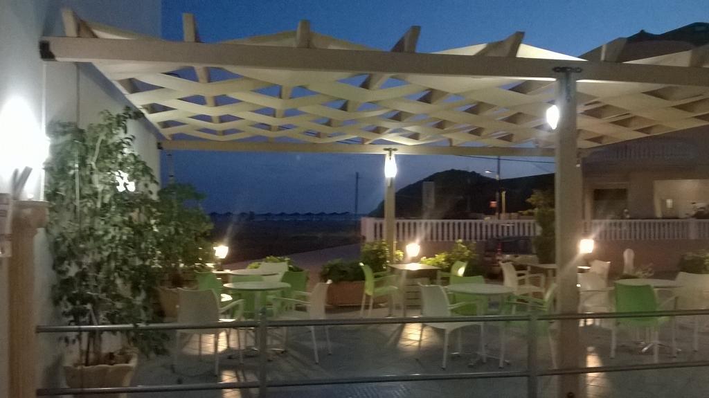 Hotel Spiros Ammoudia Exterior foto