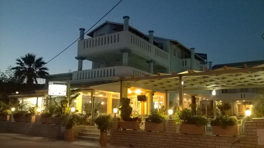 Hotel Spiros Ammoudia Exterior foto