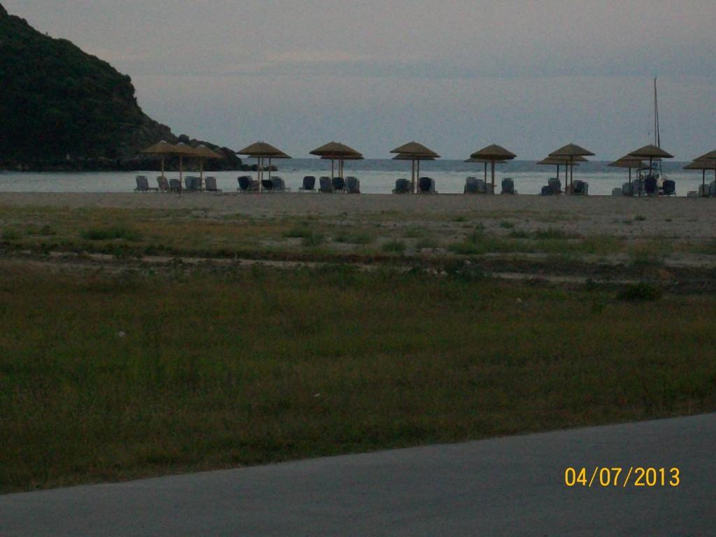 Hotel Spiros Ammoudia Habitación foto